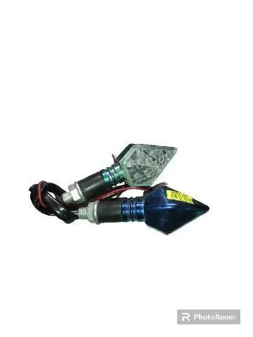 DIRECCIONAL LED FLECHA AZUL PQ