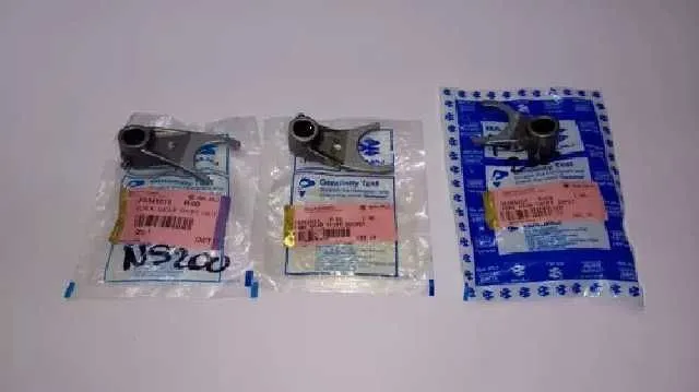 KIT UNETAS NS200 PULSAR BAJAJ JG561013