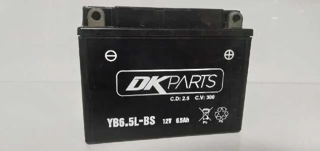 BATERIA YB6.5 LBS ACIDO DK 040010008 ( - + )