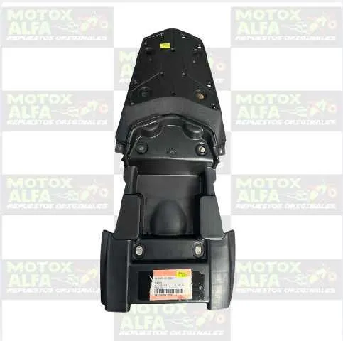 GUARDAFANGO POSTERIOR  PRUS200 NEGRO