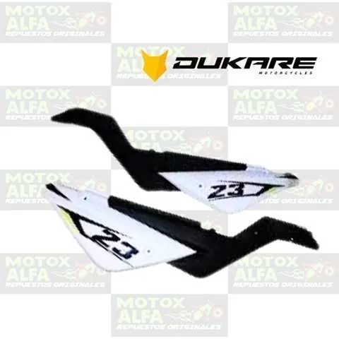 TAPA LATERAL DK150 FALCON  EAGLE BLANCO ORIGINAL 207200005 207211002 207200002 207200004