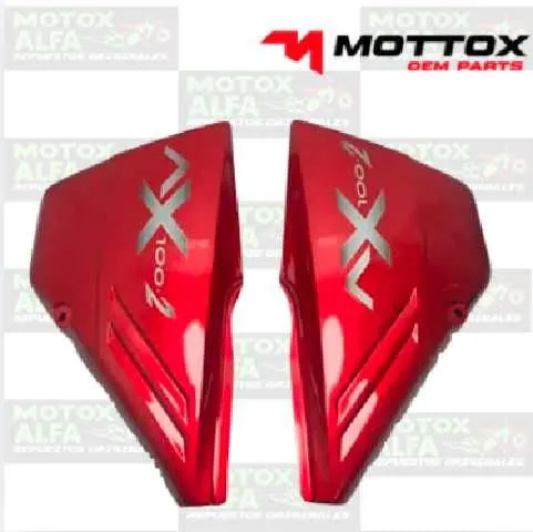 TAPA LATERAL AX100-2 ROJO SUZUKI MOTTOX P10005