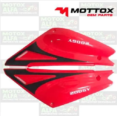 TAPA LATERAL QM200GY ROJO MOTTOX P10366